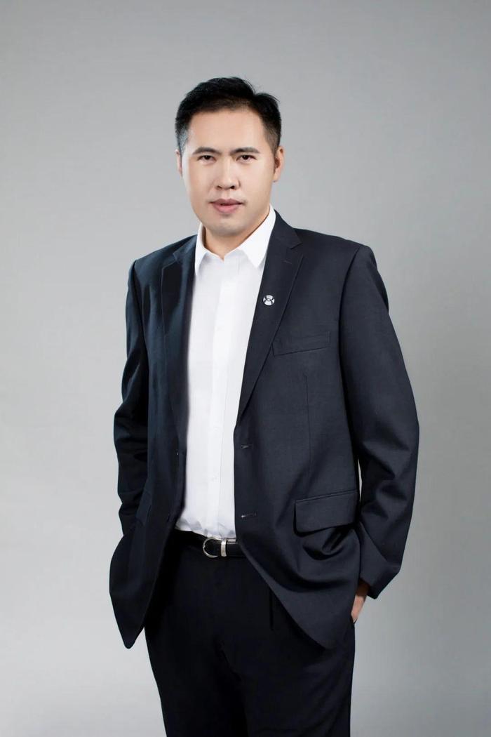 合创汽车CEO、联席总裁杨颖先生