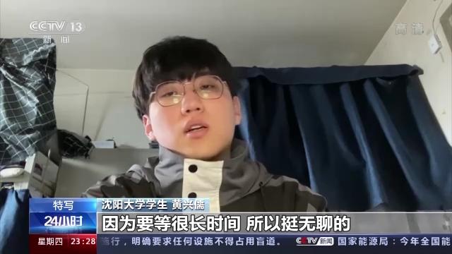 核酸检测现场的琴声、隔离宿舍里的“小纸条”……校园中的他们很暖心