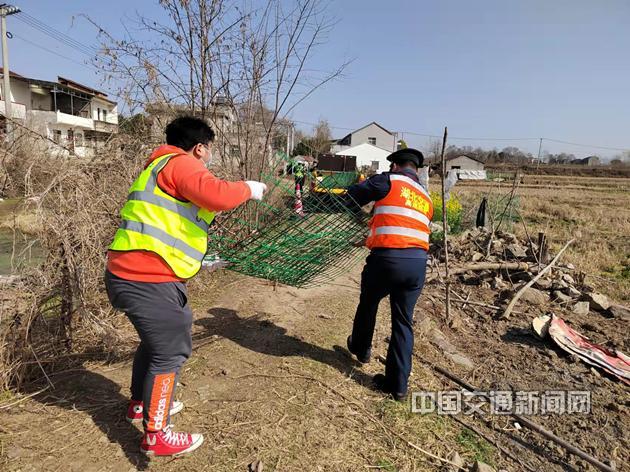 高速隔离网被盗！湖北路政联合多部门“护网”