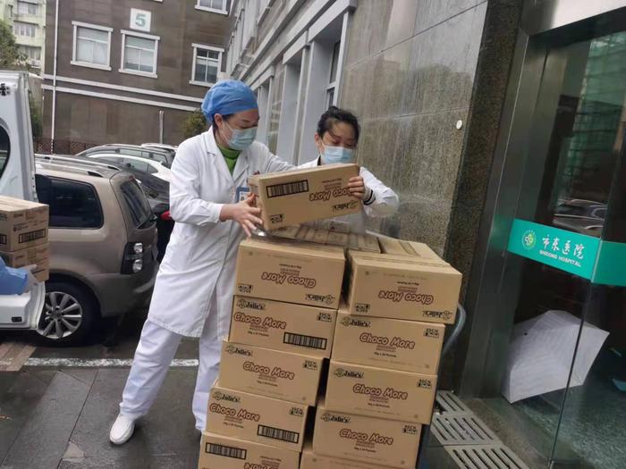 上海有个医务工会“娘家人”服务热线平台：“医务人员需要什么，我们就尽力提供什么”