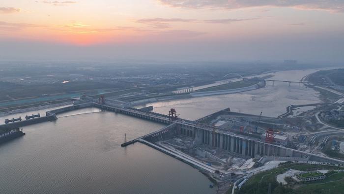 澎湃新闻：大藤峡水利枢纽工程具备全线挡水条件，防洪能力进一步提升