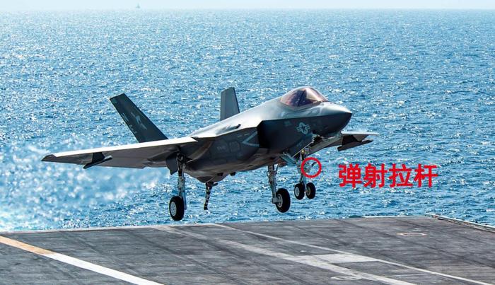 “闪电Ⅱ”家族中，F-35的这几个衍生型号你分得清吗？