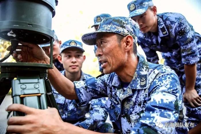 强军路上，总有一些“匠人”让人钦佩……