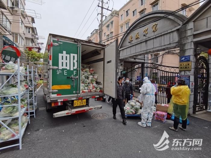 致敬劳动者|来自机关的党员志愿者：疫情期间我当起了不赚钱的“微商”