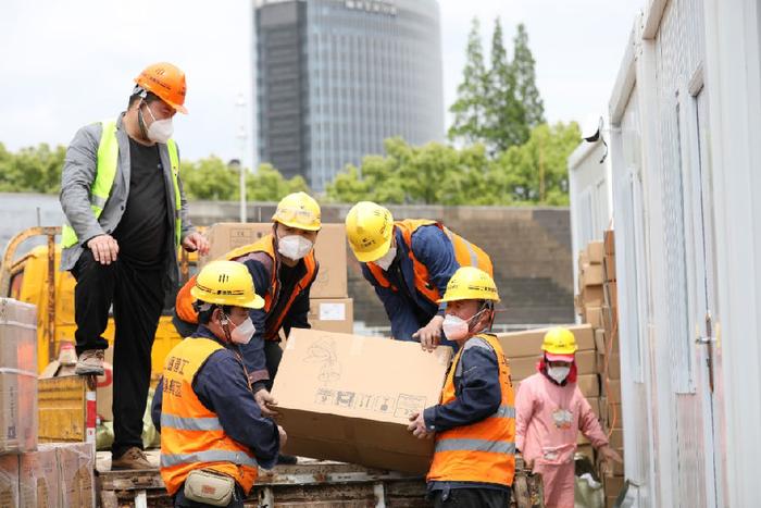 【抗击疫情 央企行动】中交援建上海江湾体育场集中隔离点竣工交付