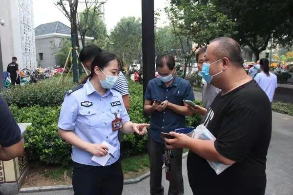今日起，郑州车管所、交警支队服务大厅恢复线下办公！