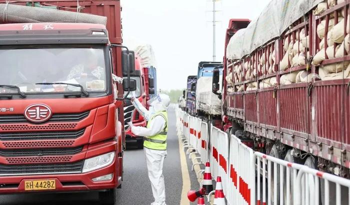 陆路协同、水路联动、空铁保障，“大虹桥”凝聚起强大抗疫合力