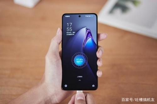 OPPO Reno8 Pro+：专业数码媒体机构对它赞誉有加