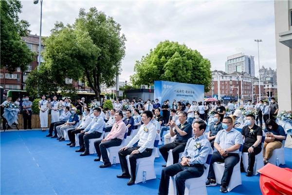 合肥普瑞眼科医院瑶海院区正式开诊，廖荣丰教授出任普瑞眼科安徽省区总院长！