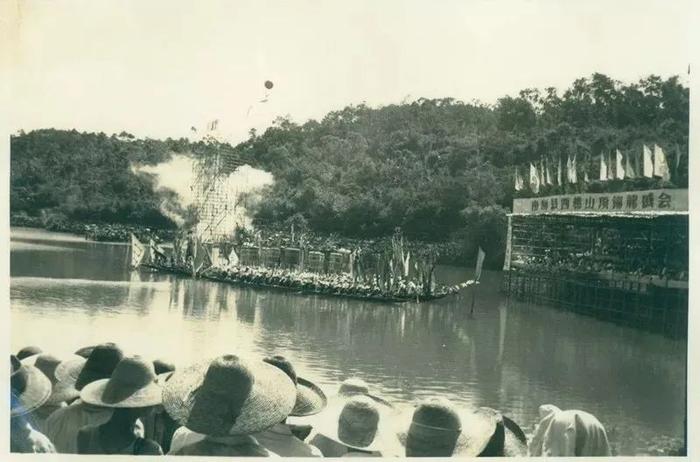 42年后的今天，西樵山再现“半山扒龙船”！