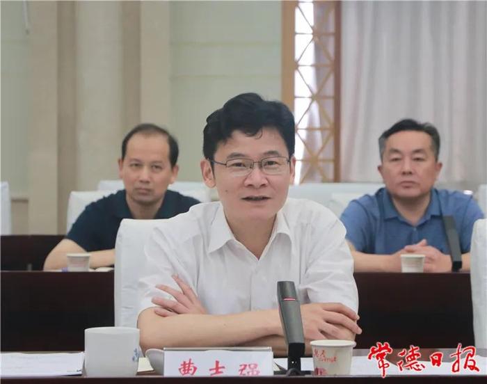 曹志强周振宇与中国化学工程集团有限公司董事长戴和根一行座谈