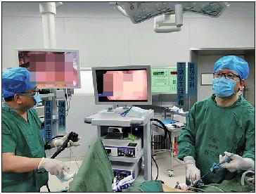济南市人民医院成功实施腹腔镜胃镜联合胃间质瘤切除手术
