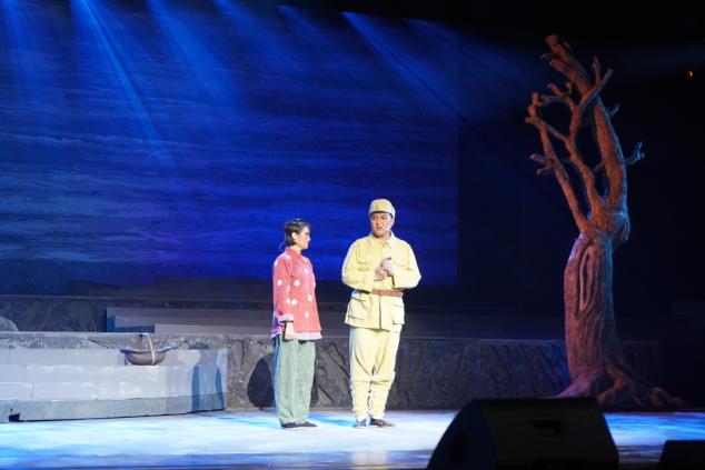大型原创音乐剧《兵出渤海湾》在新疆疏勒县首演