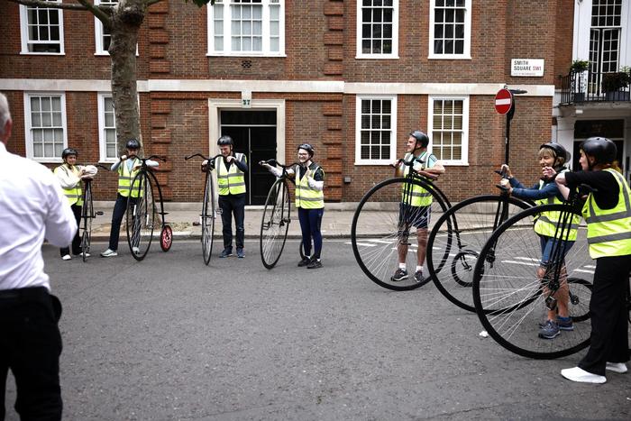 英国伦敦开办大小轮自行车骑行课程 教练现场指导效率高