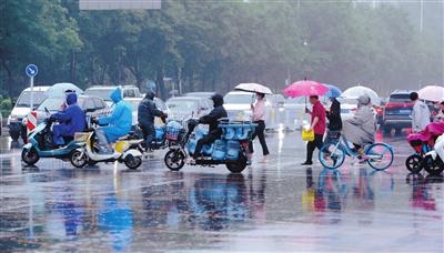 雨一直下 下到本周五 中考当天 气温偏高