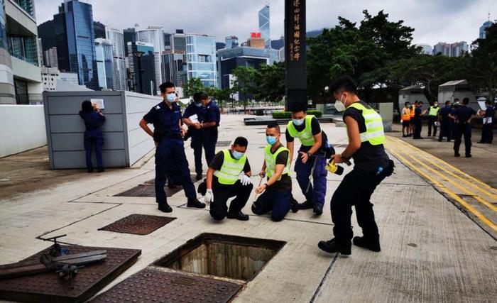 香港警察哽咽讲述：如果有机会再见到他，我想回他一个敬礼