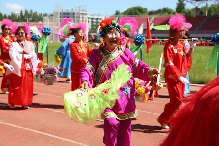 黑龙江省农民文化艺术节（佳木斯）秧歌汇演暨东部四城秧歌联谊赛隆重举行