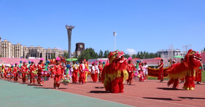 黑龙江省农民文化艺术节（佳木斯）秧歌汇演暨东部四城秧歌联谊赛隆重举行