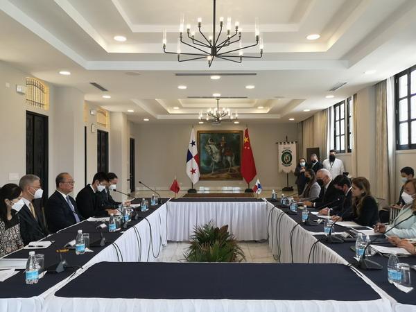 巴拿马国民大会主席阿达梅斯、外长莫伊内斯分别会见中国政府拉美事务特别代表邱小琪
