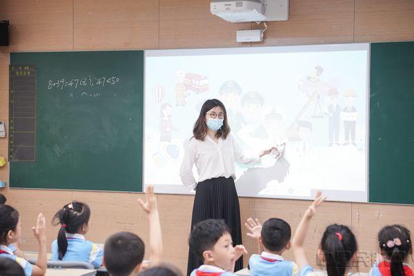 浙江空管分局走进杭州胜利小学（新城校区）