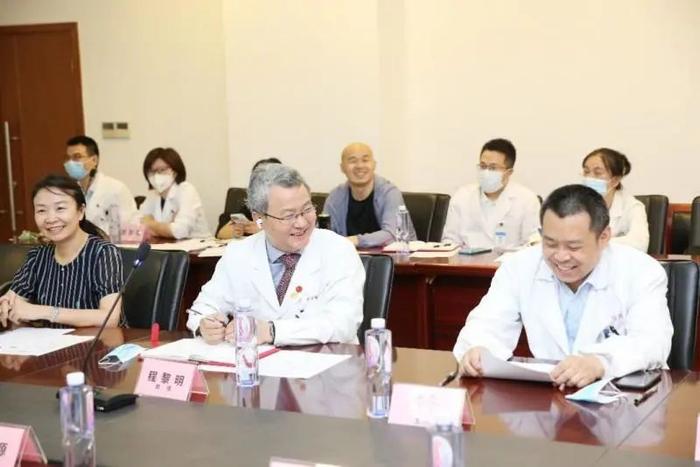 【同济·新闻】上海市同济医院“人源性神经干细胞治疗脊髓损伤安全性与初步有效性评价”干细胞临床研究项目启动会成功召开