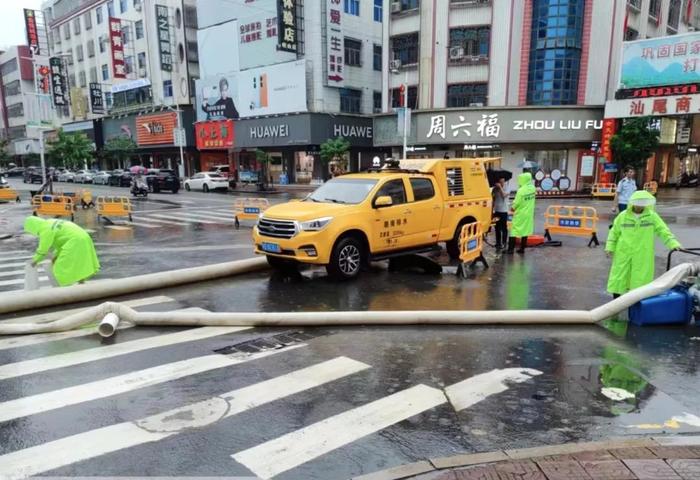 应对“风后雨”影响，汕头暴雨防御防汛应急不放松