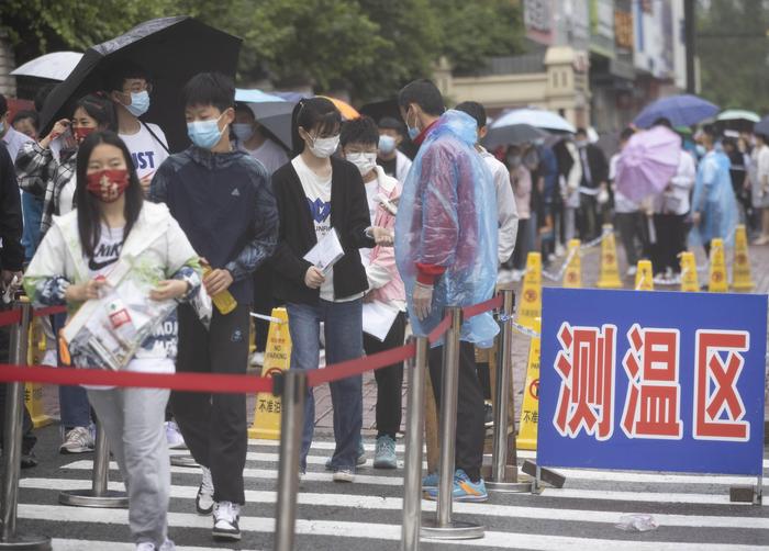 中考分数“高出天际”，怎样的命题更利于人才选拔？|新京报专栏