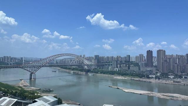 重庆市气象台再发高温橙色预警 局地气温可达40℃