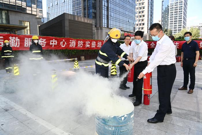 中国石化提升员工消防安全技能水平