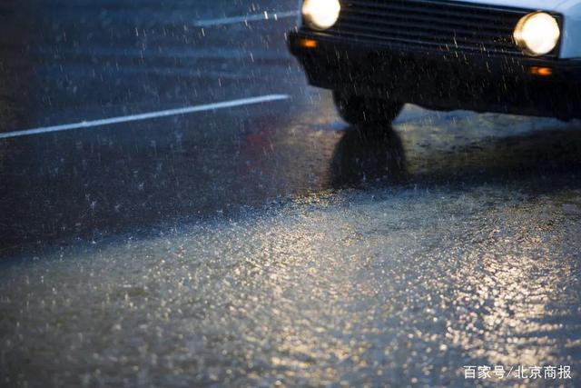 多地超40℃，屋顶都“热垮”了！南方高温天气持续，北方迎强降雨，未来天气