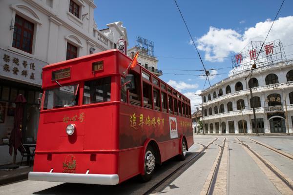 穿越回20年代的老上海，上海影视乐园打造红色主题“沉浸式剧场”