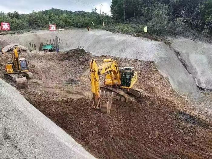 沈白高铁通化地区普速铁路外迁工程正式开工建设