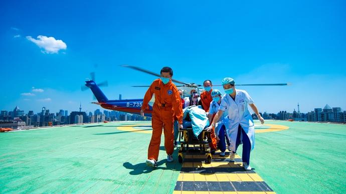 40度高温下的瑞金航空医疗救助：竟然是这个病！