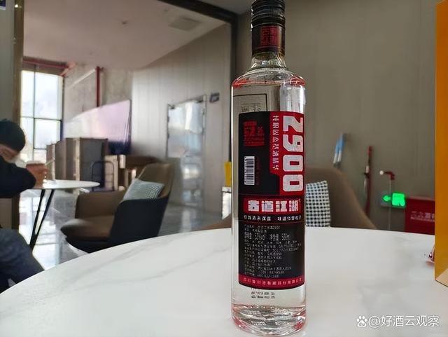 仅次于茅台的五粮液，当年为何没入“四大名酒”？酒厂：很无奈