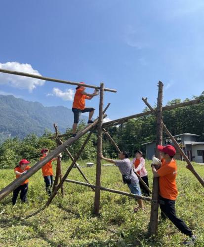 大熊猫国家公园 —“保护生态环境,共建自然学校”志愿者活动