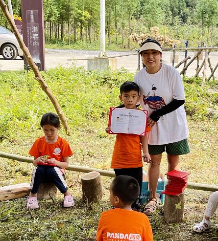 大熊猫国家公园 —“保护生态环境,共建自然学校”志愿者活动