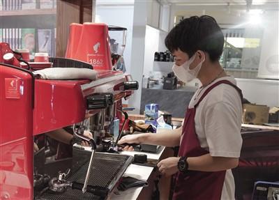 疫情下上海新开近千家咖啡馆，开一家店需要多少钱？