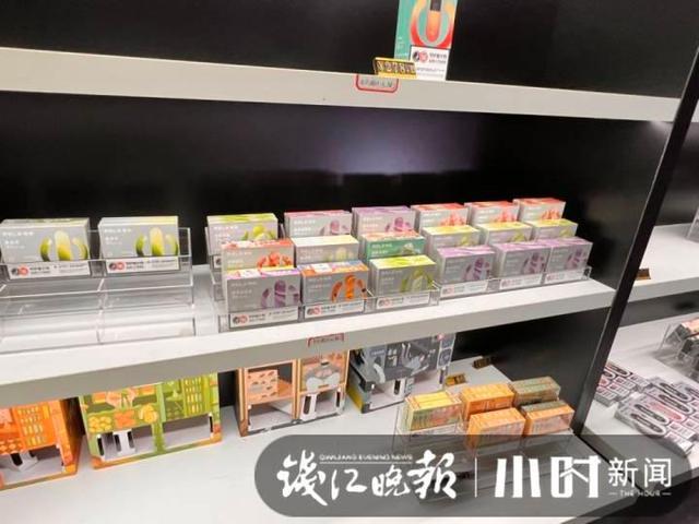 电子烟新规实施进入倒计时，有杭州的烟民说：很多种口味已经买不到了