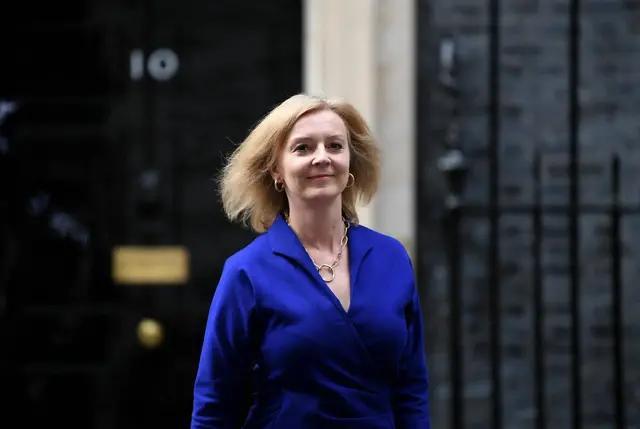 英国最年轻女首相！47岁特拉斯成为英国第三位女首相：毕业于牛津大学，曾在戏剧中扮演撒切尔夫人