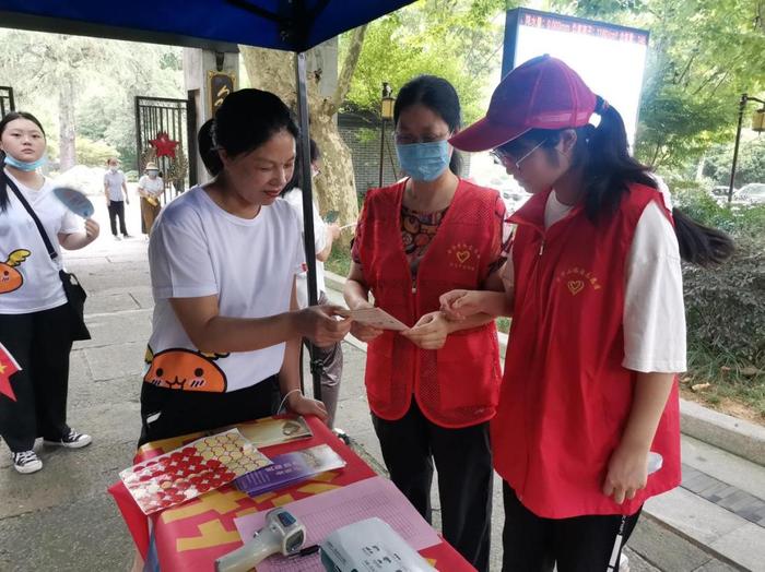 保障老年人权益 践行企业责任——民生保险向心而行 用实际行动守护民生