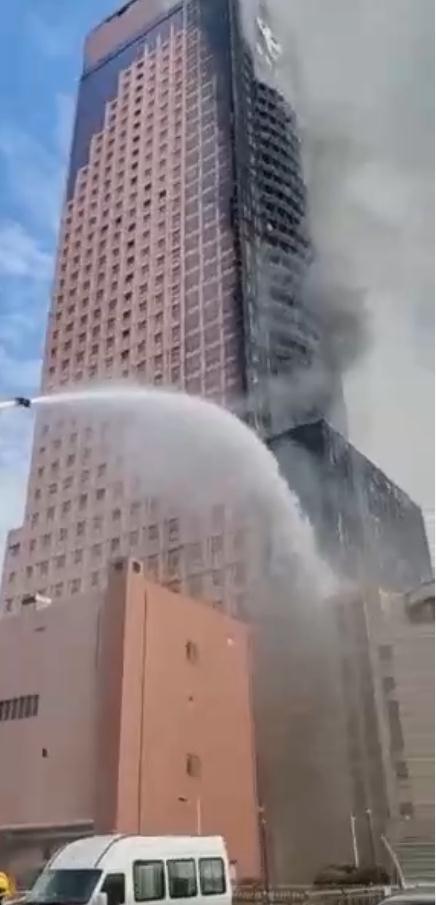 最新！长沙中国电信大楼明火已被扑灭！大楼高218米，2000年建成