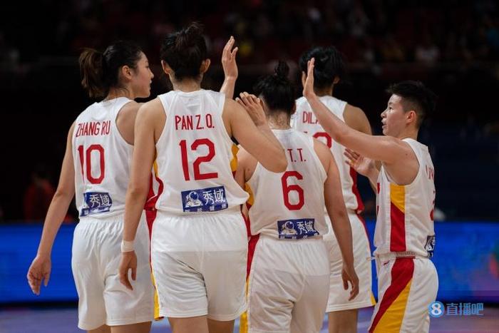 2021中国女篮对美国女篮比赛第三节[女篮3v3中国对美国]