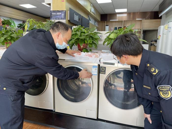 湖南省益阳市资阳区市场监管局开展能效、水效标识随机监督检查