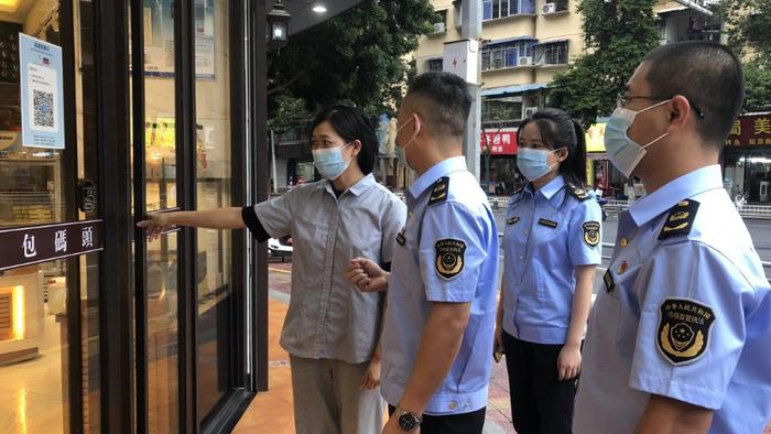 福建省漳州市龙海区市场监管局：“场所码”在“疫”线 您贴了吗？