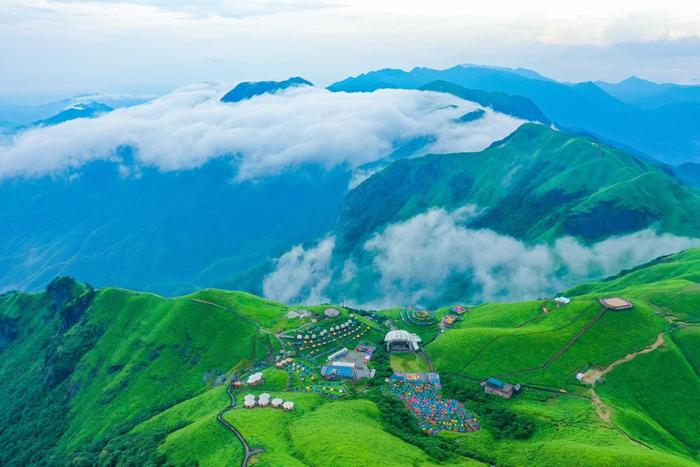 萍乡武功山旅游集团：执“绿”为笔，擘画 文旅生态经济新图景