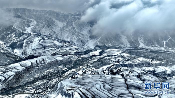 【“飞阅”中国】听风观雪，看“冰镇”青海