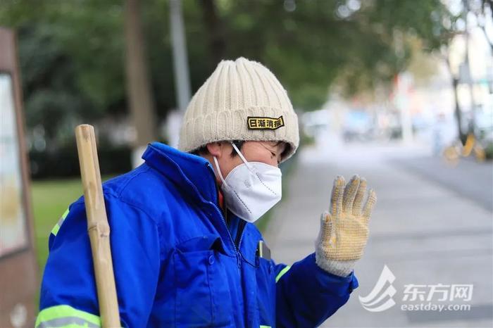 直击上海街头：行人和车辆比上周多！有银行停办柜台业务，部分场所暂停线下，路上最多的还是→