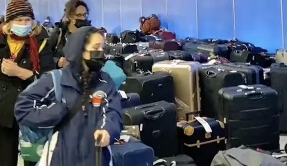 美国西南航空大规模取消航班引发混乱 美交通部介入调查