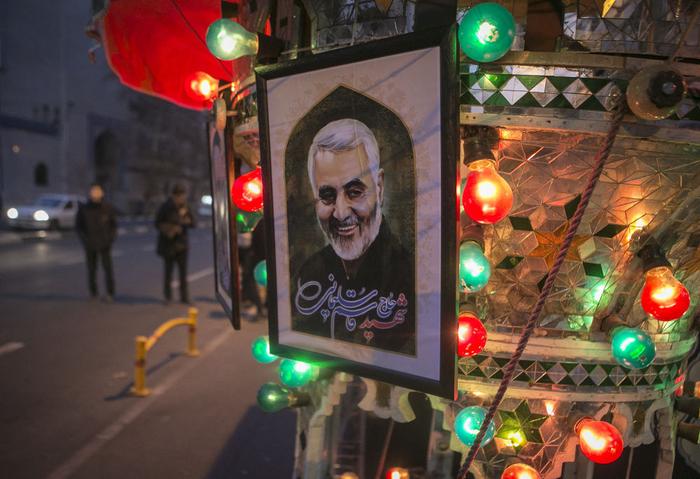 苏莱马尼遇袭三周年，伊朗：不会忘记为他报仇！伊朗外交部谴责美国，伊拉克民众举行纪念活动要求美军撤离