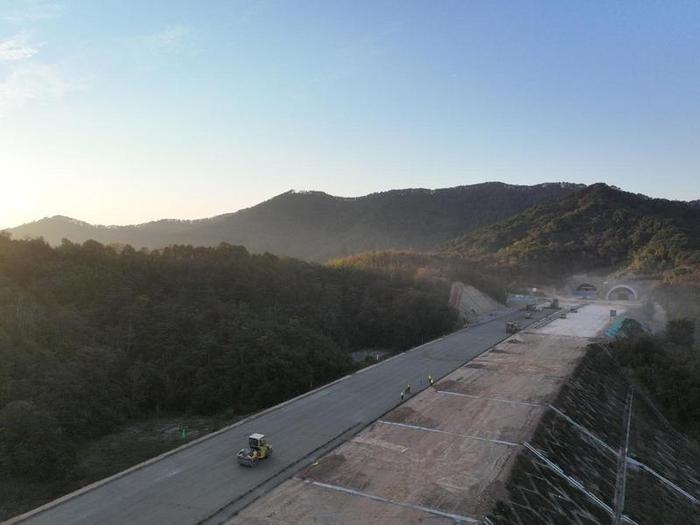 机场第二高速南段预计今年通车